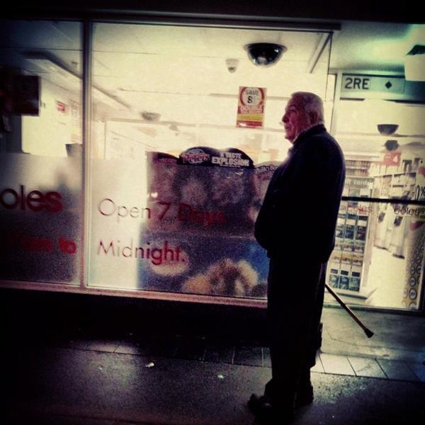 Photo taken at Coles by Lee A. on 10/7/2012-澳大利亚维多利亚州墨尔本克雷蒙天鹅街194-196 Photo taken at Coles by Lee A. on 10/7/2012