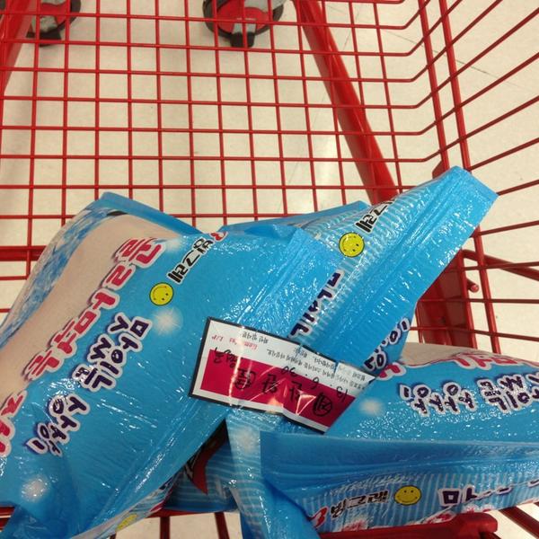 Photo taken at 홈플러스 (Home plus) by Sewon P. on 6/30/2013-首尔市城北区花郞路76号(月谷店) Photo taken at 홈플러스 (Home plus) by Sewon P. on 6/30/2013