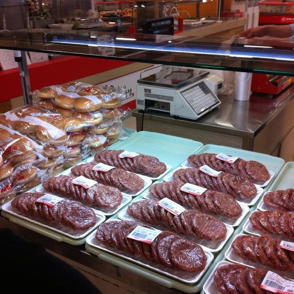 Photo taken at 홈플러스 (Home plus) by Eun-hee J. on 6/29/2013-首尔市城北区花郞路76号(月谷店) Photo taken at 홈플러스 (Home plus) by Eun-hee J. on 6/29/2013