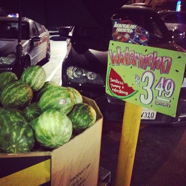 Photo taken at Trader Joe's by Kylee D. on 5/24/2013-加利福尼亚州谢尔曼奥克斯黑泽汀大道滨江路14119号 Photo taken at Trader Joe's by Kylee D. on 5/24/2013