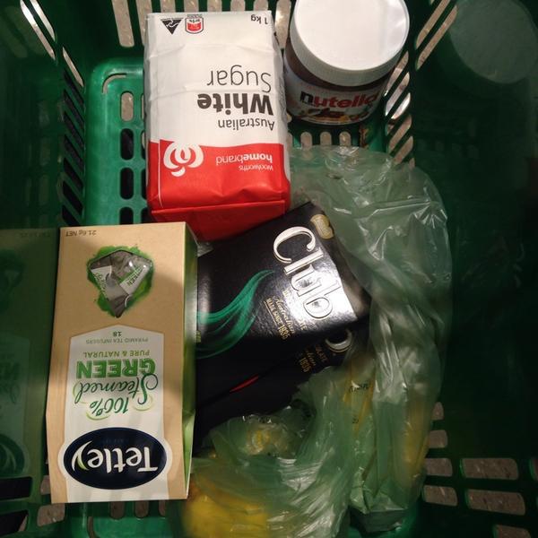 Photo taken at Woolworths by Eun-Man Y. on 5/22/2014