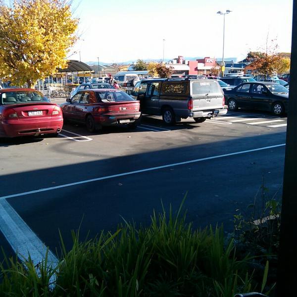 纽西兰当地居民买的特色商品PAK'nSAVE超市北帕莫斯顿店图片库 纽西兰当地居民买的特色商品PAK'nSAVE超市北帕莫斯顿店图片库