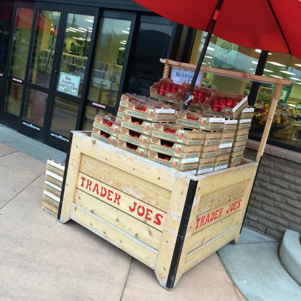 Photo taken at Trader Joe's by Kim G. on 6/4/2014-美国华盛顿州伊瑟阔吉尔曼大道西北975 Photo taken at Trader Joe's by Kim G. on 6/4/2014