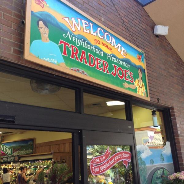 Photo taken at Trader Joe's by Hyunsoo K. on 8/15/2013