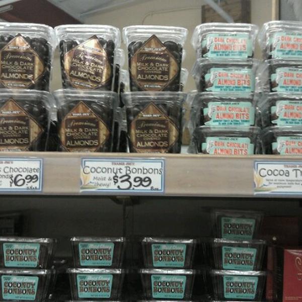 Photo taken at Trader Joe's by Kris B. on 8/20/2012-美国加利福尼亚州圣地亚哥石榴石大道1211 Photo taken at Trader Joe's by Kris B. on 8/20/2012