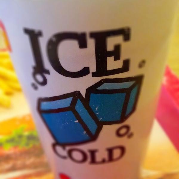 Photo taken at 홈플러스 (Home plus) by Dong Min C. on 4/9/2014-大邱市达西区达句伐大路1467号(城西店) Photo taken at 홈플러스 (Home plus) by Dong Min C. on 4/9/2014