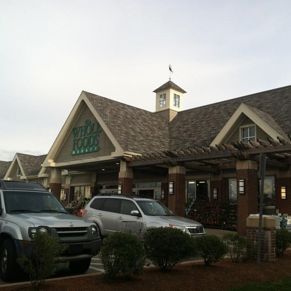 Photo taken at Whole Foods Market by Kreig Z. on 4/9/2012-康涅狄格西哈特福德雷蒙路50(新街与艾沙姆街间) Photo taken at Whole Foods Market by Kreig Z. on 4/9/2012