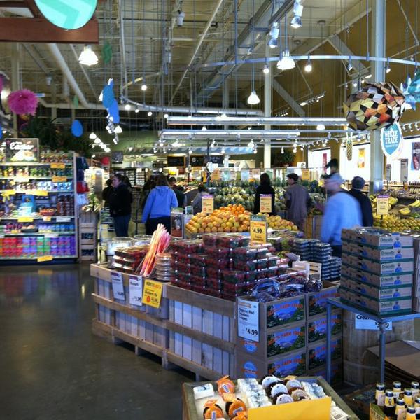 Photo taken at Whole Foods Market by Daniel H. on 3/30/2013-康涅狄格西哈特福德雷蒙路50(新街与艾沙姆街间) Photo taken at Whole Foods Market by Daniel H. on 3/30/2013