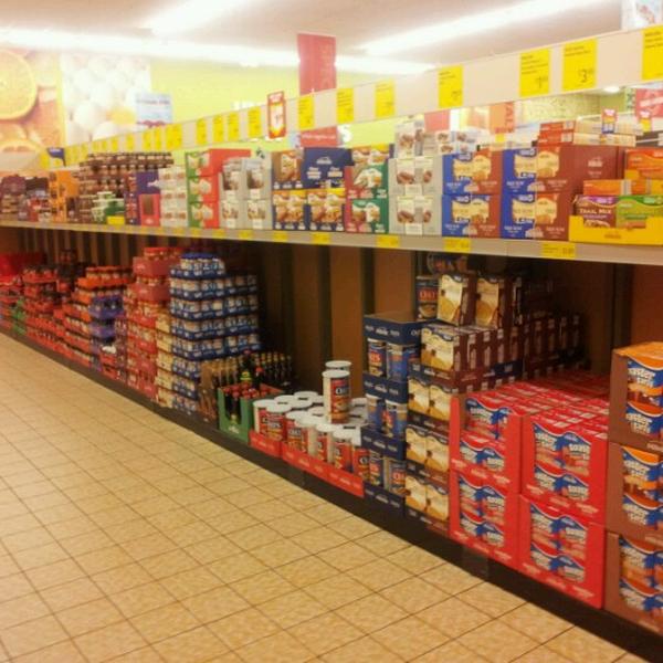 Photo taken at ALDI Food Market by HorrorArtist M. on 11/16/2012