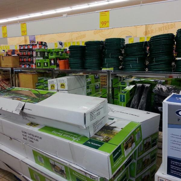 Photo taken at ALDI Food Market by HorrorArtist M. on 5/14/2013