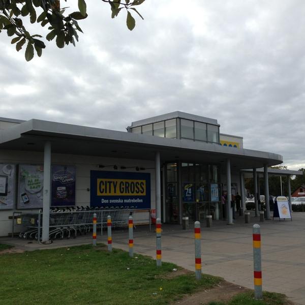 Photo taken at City Gross by Miroslav on 9/21/2013