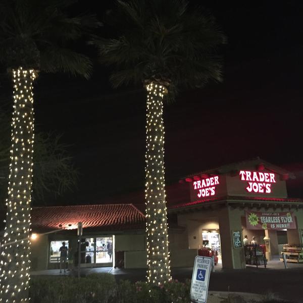 Photo taken at Trader Joe's by Gary M. on 3/30/2015-亚利桑那州凤凰城北部第二十大街4821号 Photo taken at Trader Joe's by Gary M. on 3/30/2015