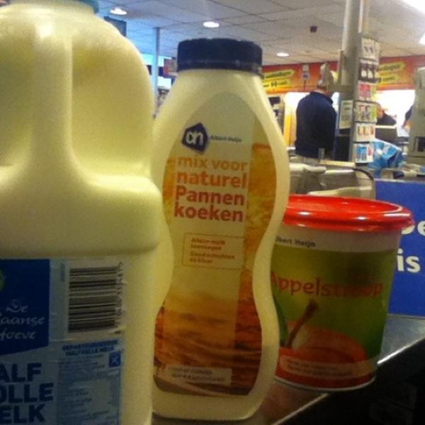 Photo taken at Albert Heijn by Jochem G. on 7/14/2012-荷兰乌特勒支绳索街8号 Photo taken at Albert Heijn by Jochem G. on 7/14/2012