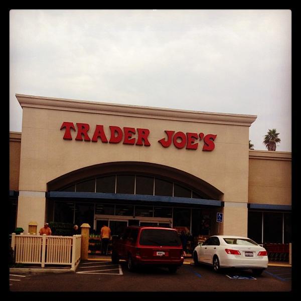Photo taken at Trader Joe's by Lyndon G. on 7/20/2013-美国加利福尼亚州拉梅萨穆雷街5495 Photo taken at Trader Joe's by Lyndon G. on 7/20/2013