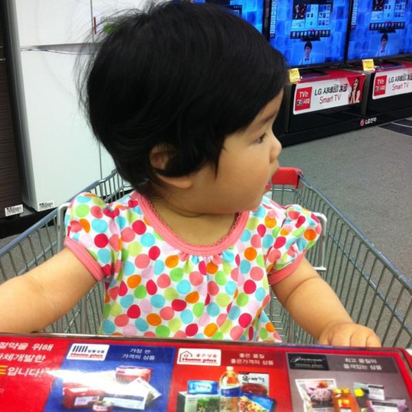 Photo taken at 홈플러스 / Home plus by seongjin K. on 6/3/2012-京畿道华城市泰安区399号 Photo taken at 홈플러스 / Home plus by seongjin K. on 6/3/2012