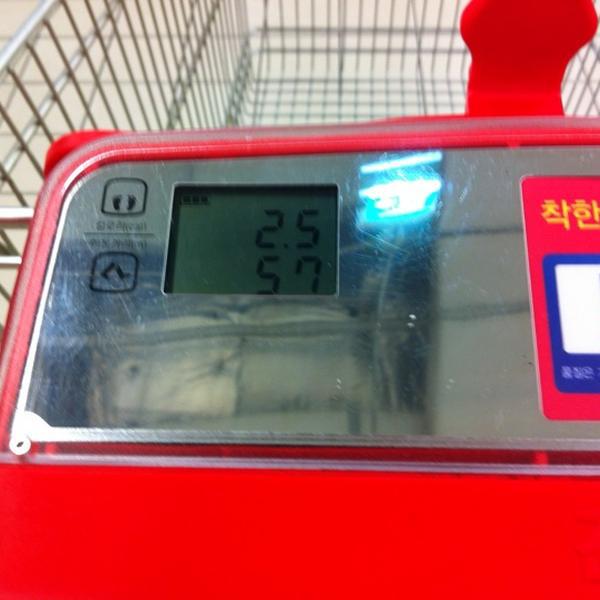 Photo taken at 홈플러스 / Home plus by JK on 10/22/2012-京畿道华城市泰安区399号 Photo taken at 홈플러스 / Home plus by JK on 10/22/2012