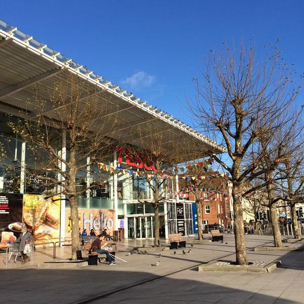 Photo taken at Tesco by Patricia 