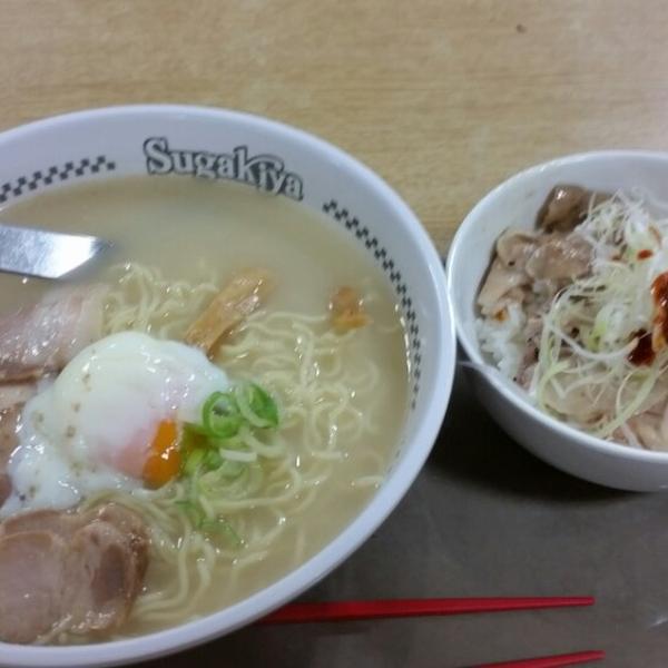 Photo taken at イオン 豊田店 by nolookpassnge on 9/25/2014-爱知县丰田市弘治町1-1号 泉屋百货 Photo taken at イオン 豊田店 by nolookpassnge on 9/25/2014