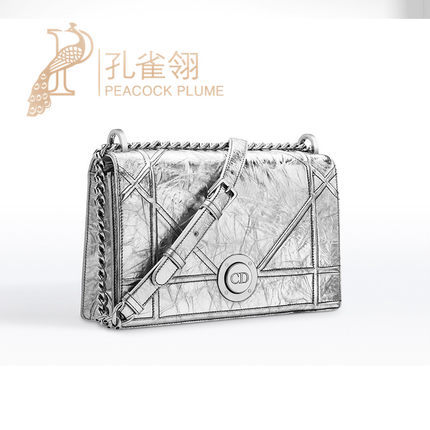 Dior迪奥dior女包16春款金属光泽小羊皮口盖单肩包M0422PNSA M090 Dior迪奥dior女包16春款金属光泽小羊皮口盖单肩包M0422PNSA M090