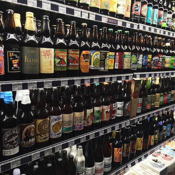 Photo taken at Whole Foods Market by Angelo D. on 3/26/2015-奥勒冈波特兰东北15大道3535(在弗里蒙特街道) Photo taken at Whole Foods Market by Angelo D. on 3/26/2015