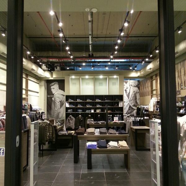 Photo taken at Auchan Napoli Argine by Davide G. on 2/12/2014