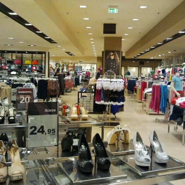 Auchan Napoli Argine 意大利坎帕尼亚那不勒斯城防380