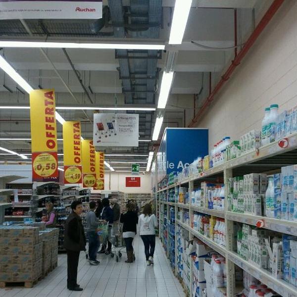 Photo taken at Auchan Napoli Argine by Luigi I. on 10/22/2011