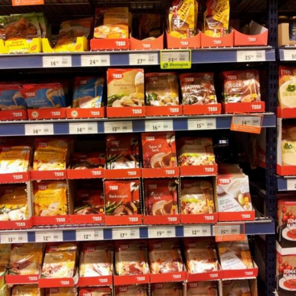 Photo taken at Rema 1000 by Kim W. on 6/13/2012