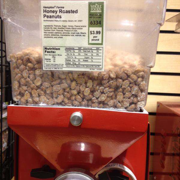 Photo taken at Whole Foods Market by Nha K. on 4/14/2013-马里兰 巴尔的摩舰队街1001(在美国埃克塞特街) Photo taken at Whole Foods Market by Nha K. on 4/14/2013