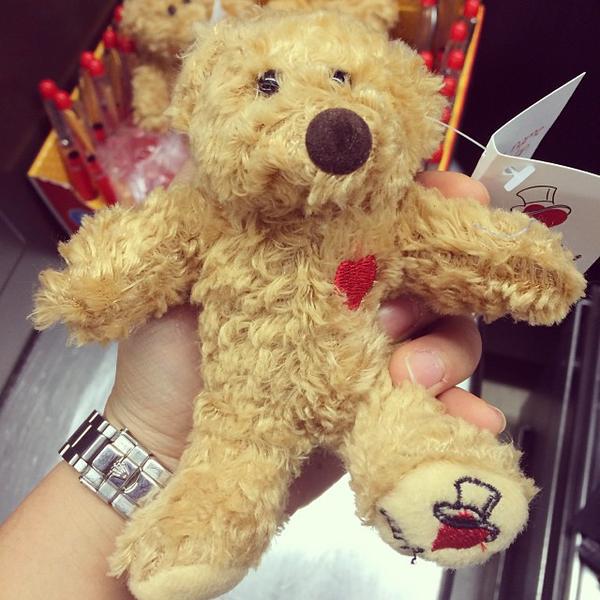 Photo taken at Woolworths by Finky C. on 10/25/2013