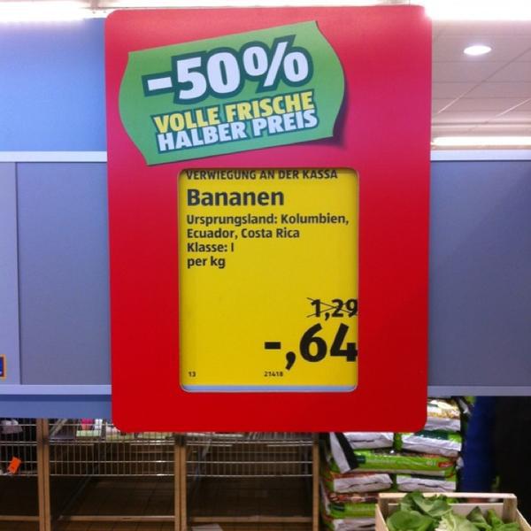 Photo taken at Hofer by Jochen L. on 3/28/2013-奥地利上奥地利州安斯菲尔登 Photo taken at Hofer by Jochen L. on 3/28/2013