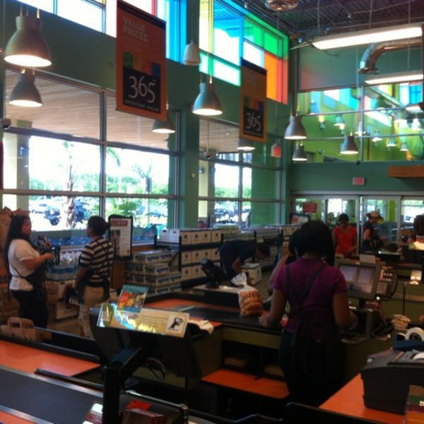 Photo taken at Whole Foods Market by Luis L. on 6/13/2012-佛罗里达州彭布罗克派恩斯大道14956号 Photo taken at Whole Foods Market by Luis L. on 6/13/2012