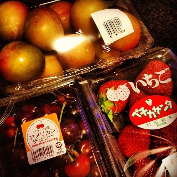 Photo taken at 西友 新検见川店 by Eugene M. on 6/18/2012-千叶县南花园2-6-1 西友百货 Photo taken at 西友 新検见川店 by Eugene M. on 6/18/2012