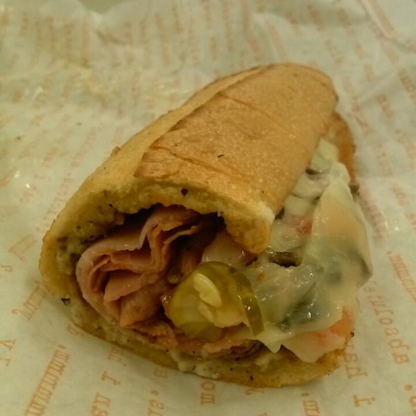 Photo taken at Publix Super Market at Northshore Town Center by Kristen M. on 11/29/2013-美国田纳西州诺克斯维尔镇中心大道2010 Photo taken at Publix Super Market at Northshore Town Center by Kristen M. on 11/29/2013