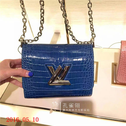 Louis Vuitton路易威登lv女包16新款小号鳄鱼皮twist单肩包N92481 Louis Vuitton路易威登lv女包16新款小号鳄鱼皮twist单肩包N92481