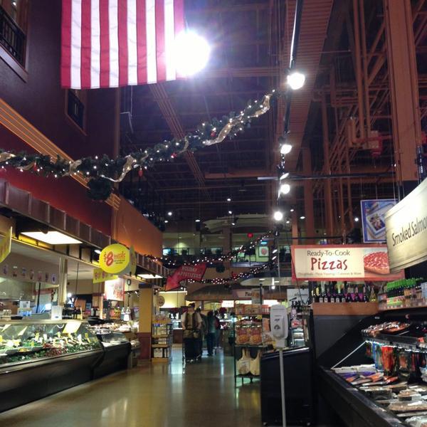 Photo taken at Wegmans by Alex on 12/30/2012-弗吉尼亚州弗雷德里克斯堡秋季山大道2281 Photo taken at Wegmans by Alex on 12/30/2012