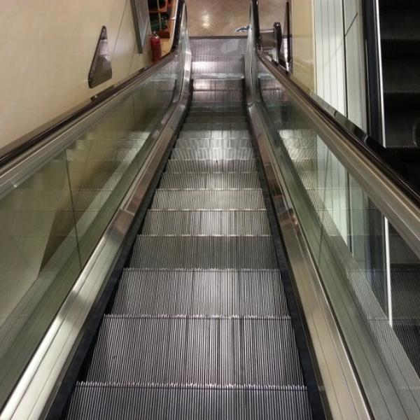 Photo taken at El Corte Inglés by Oscar H. on 9/17/2012