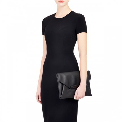 GIVENCHY/纪梵希 女包 女式手拿包 Q00071706 BLACK 001 GIVENCHY/纪梵希 女包 女式手拿包 Q00071706 BLACK 001