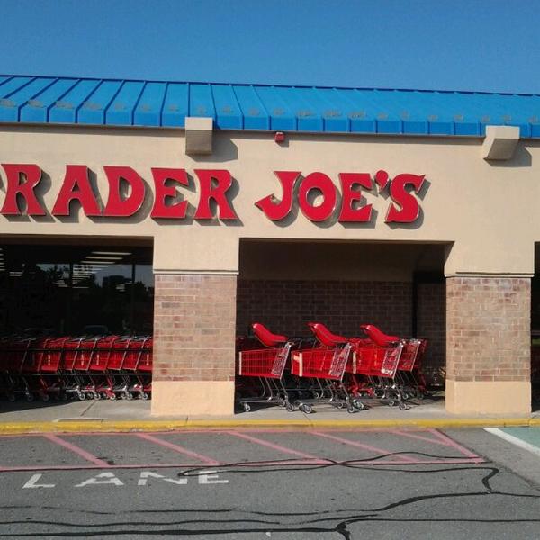 Trader Joe's乔氏连锁波士顿店 马萨诸塞州皮博迪市帕尔默大道安多弗街300号