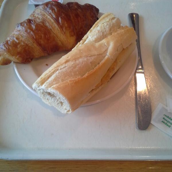 Photo taken at HEMA by Jeroen S. on 7/11/2013