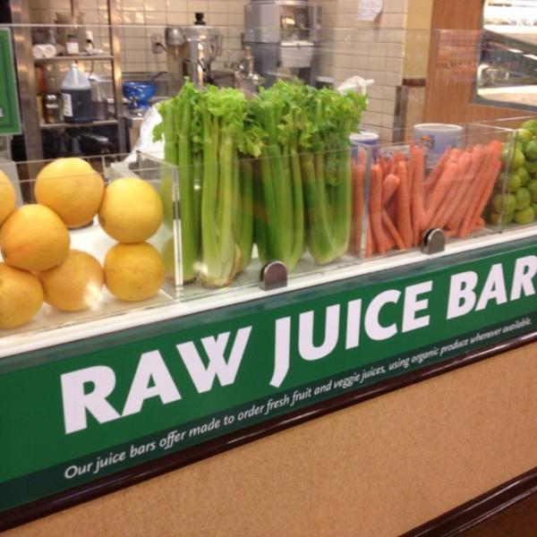 Photo taken at Whole Foods Market by Brandi H. on 6/21/2012-加利福尼亚州塔扎纳文图拉大道18700号 Photo taken at Whole Foods Market by Brandi H. on 6/21/2012