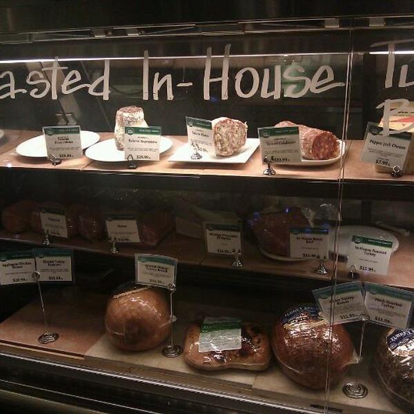 Photo taken at Whole Foods Market by Rand F. on 10/8/2011-华盛顿州西雅图西湖大道2210号 Photo taken at Whole Foods Market by Rand F. on 10/8/2011