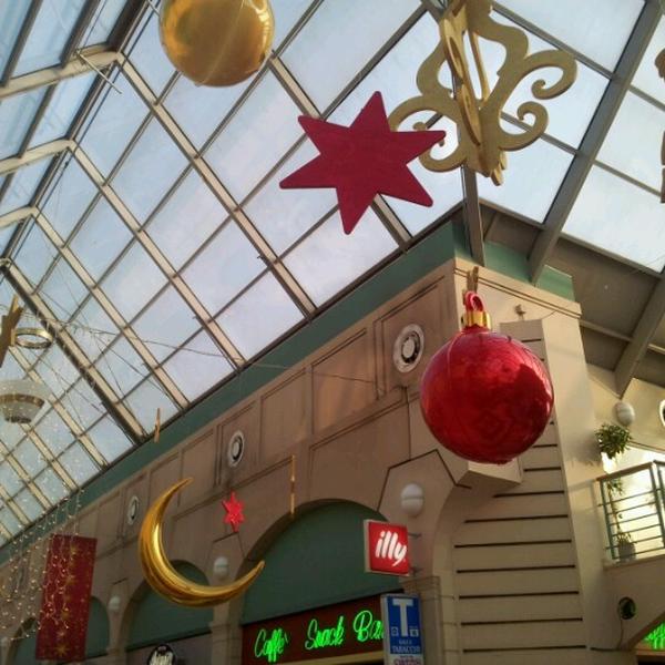 Photo taken at Auchan by Alessandro F. on 11/17/2012-意大利伦巴第马扎诺阿尔西德加斯派瑞路6 Photo taken at Auchan by Alessandro F. on 11/17/2012