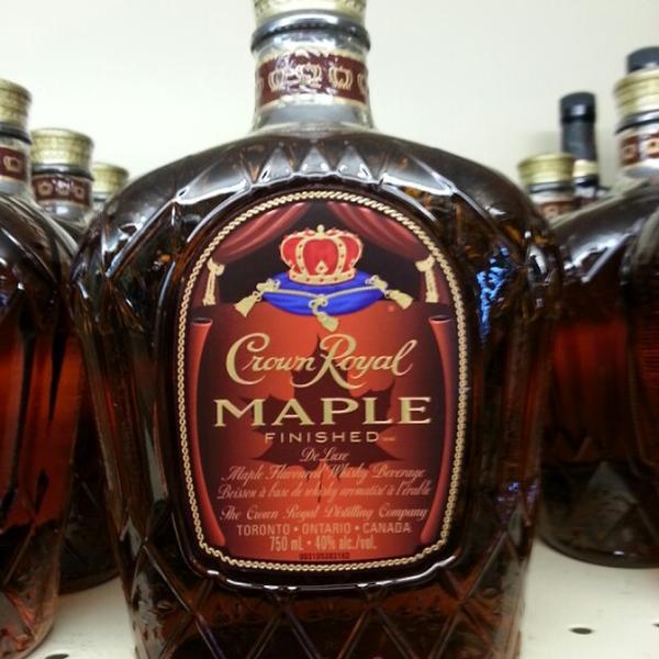 Photo taken at LCBO by Brent G. on 12/1/2012-加拿大温莎霍华德大道圆屋中心3165 Photo taken at LCBO by Brent G. on 12/1/2012