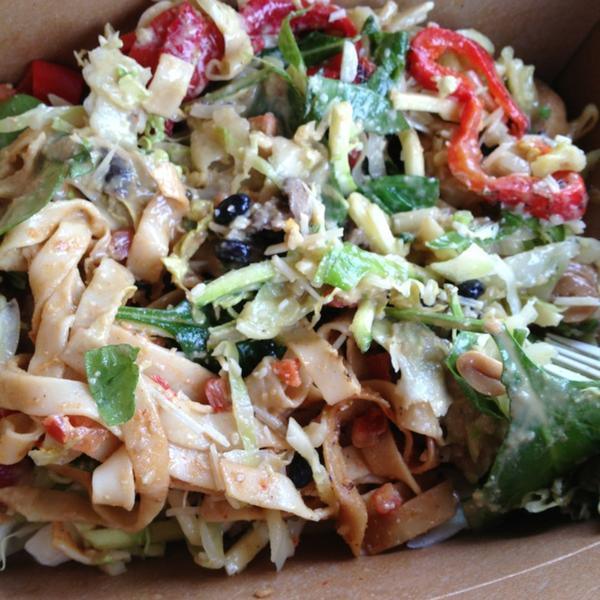 Photo taken at Whole Foods Market by barbara s. on 1/14/2013-肯塔基州列克星敦列克星敦绿色巡回背景161(在尼古拉斯维尔路) Photo taken at Whole Foods Market by barbara s. on 1/14/2013