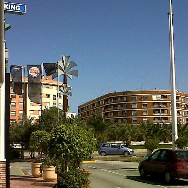 Photo taken at C.C. L'Aljub by Ernesto T. on 3/8/2013