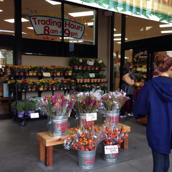 Photo taken at Trader Joe's by Akiko I. on 10/18/2013-美国加利福尼亚州塔斯廷新港大道12932 Photo taken at Trader Joe's by Akiko I. on 10/18/2013