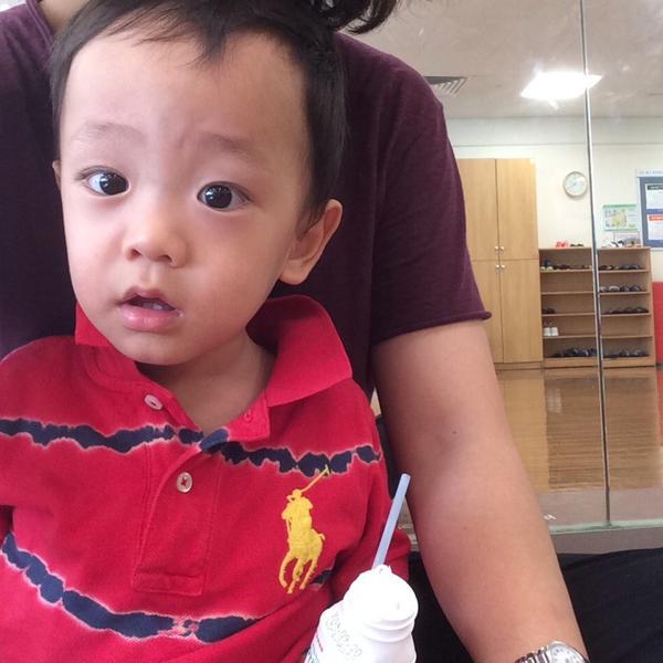 Photo taken at 홈플러스 (Home Plus) by ar5mm on 9/12/2014-京畿道水原市灵通区1576 Photo taken at 홈플러스 (Home Plus) by ar5mm on 9/12/2014