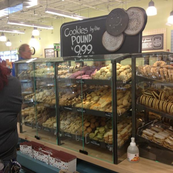 Photo taken at Whole Foods Market by Luisa D. on 7/12/2013-麻萨诸塞 南韦茅斯普莱街35 Photo taken at Whole Foods Market by Luisa D. on 7/12/2013