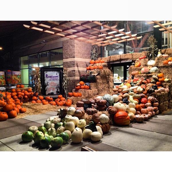 Photo taken at Whole Foods Market by Jane P. on 10/5/2013-华盛顿州雷德蒙德雷德蒙路17991号 Photo taken at Whole Foods Market by Jane P. on 10/5/2013